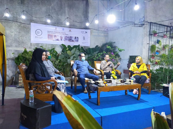 Balai Bahasa Riau Gelar Kopi dan Literasi 